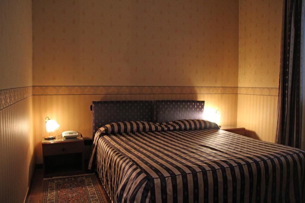 Albergo Ristorante Leon D'Oro Noventa di Piave Exterior foto