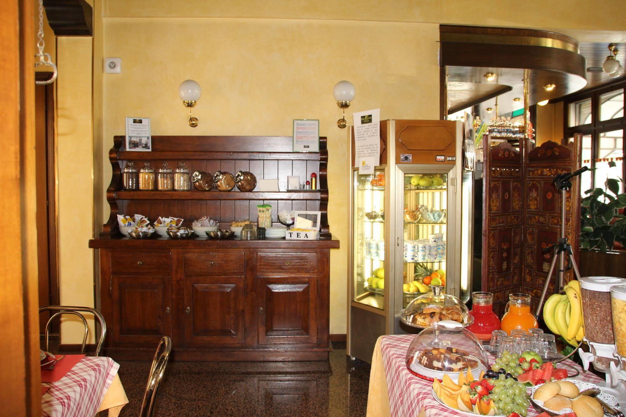 Albergo Ristorante Leon D'Oro Noventa di Piave Exterior foto